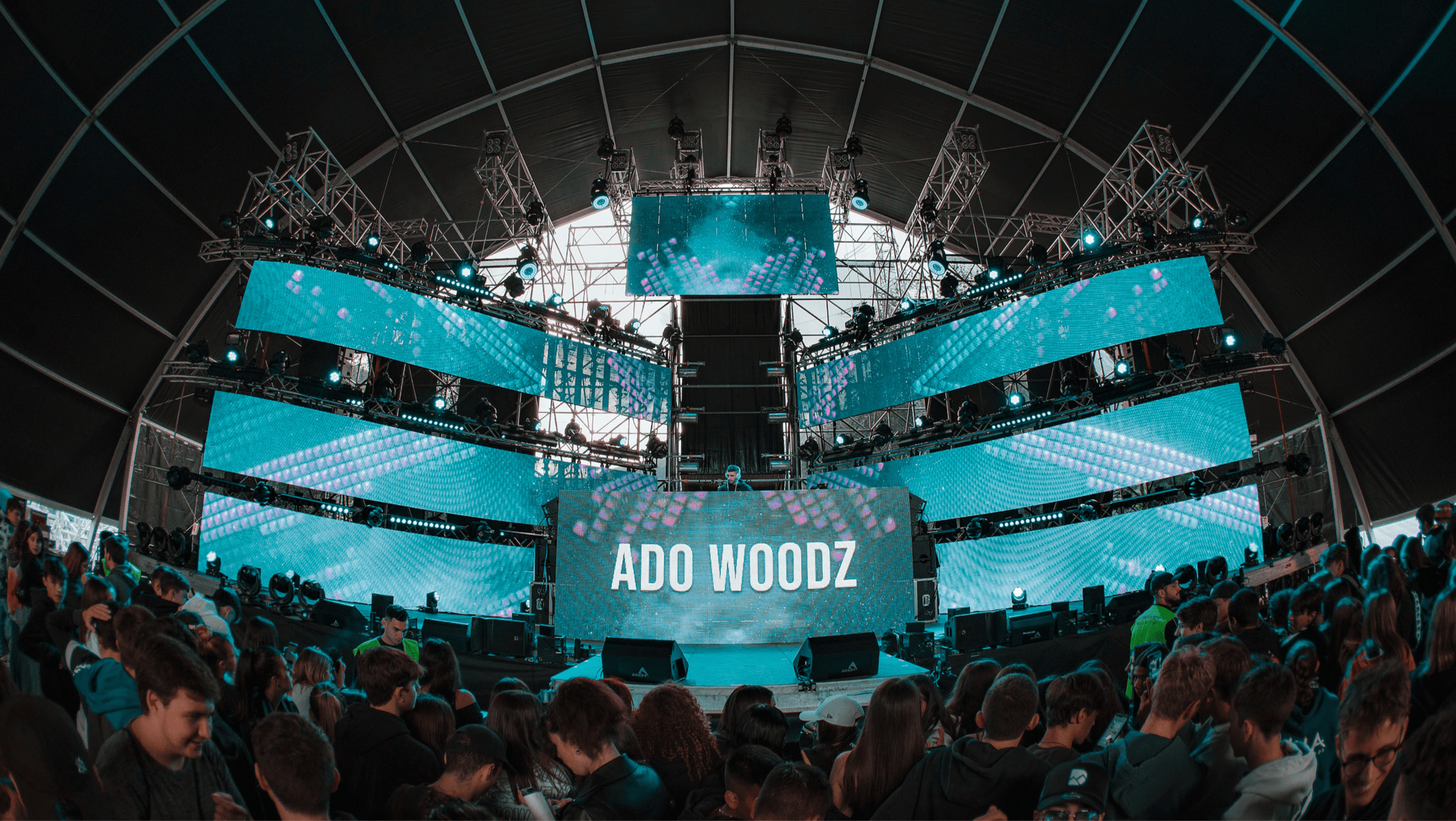 ADO WOODZ
